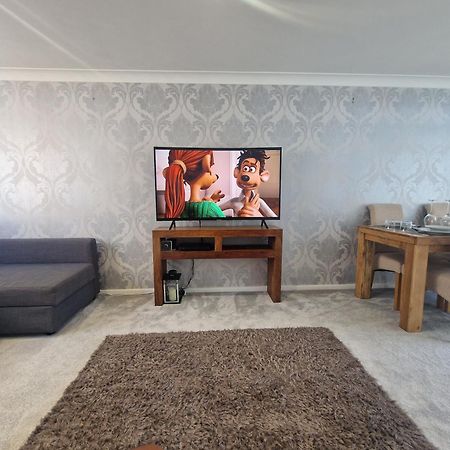 リーズStylish & Modern 2 Bed House With Free Parking Leedsアパートメント エクステリア 写真