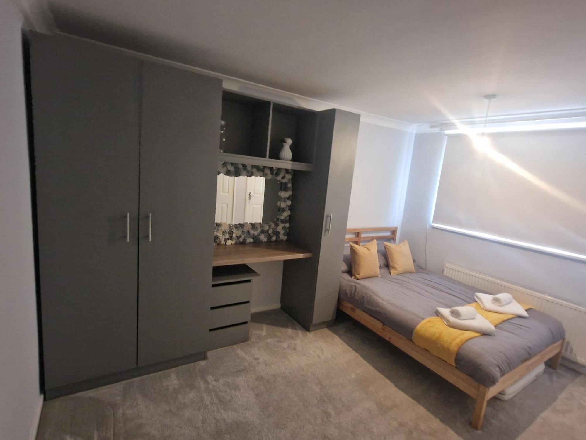 リーズStylish & Modern 2 Bed House With Free Parking Leedsアパートメント エクステリア 写真