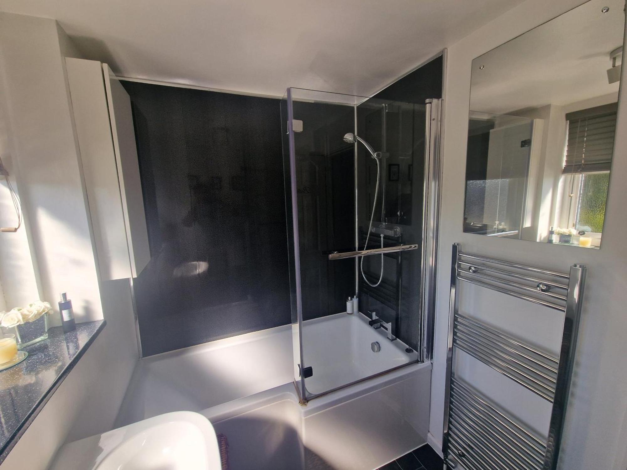 リーズStylish & Modern 2 Bed House With Free Parking Leedsアパートメント エクステリア 写真